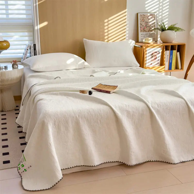 100% Cotton Throw Blanket — Breathable Bed Cover