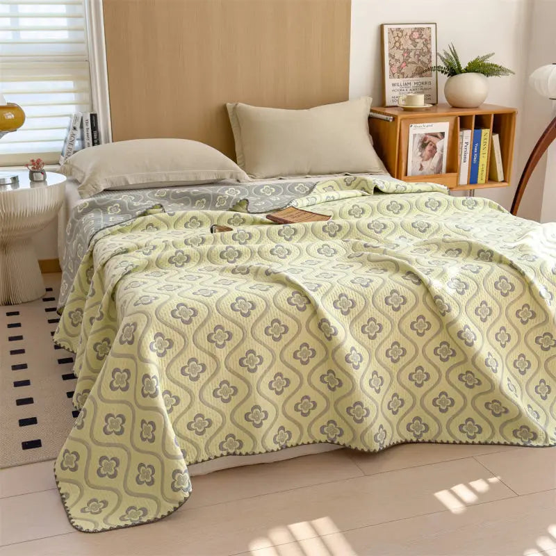 100% Cotton Throw Blanket — Breathable Bed Cover